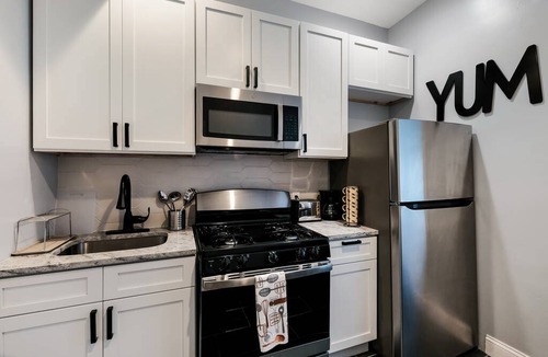 Spring Garden Apartment | Apartment ∙ 1 bedroom ∙ 2 guests