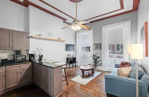 Gayborhood Apartment | Apartment ∙ 1 bedroom ∙ 3 guests