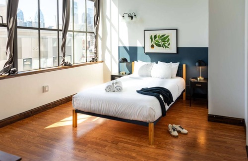 West Poplar Apartment | Apartment ∙ 2 bedrooms ∙ 4 guests