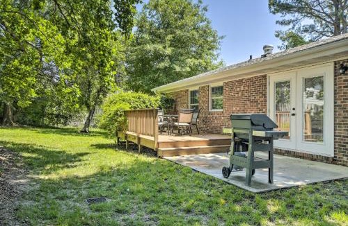 Apex House | Apex Home about 15 Mi to Downtown Raleigh!