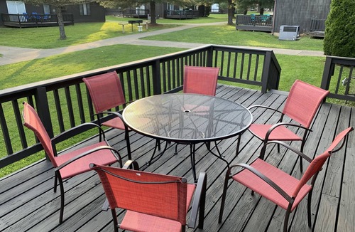 Apple Valley Condo | Apple Valley Lake, Pools and Beaches! Guest passes available for small fee.