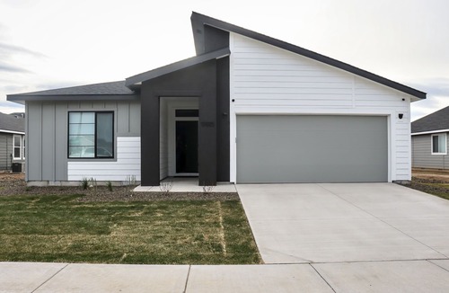 Nampa House | Archi- MCM Modern