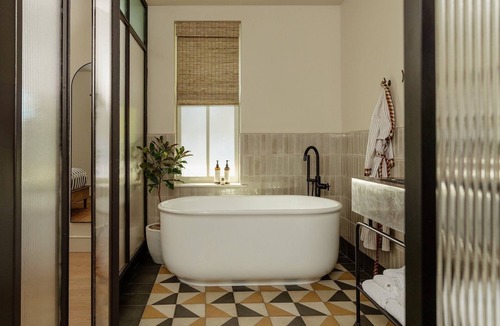 Fishtown Hotel | Artfully Designed Suite with Lounge & King Bed