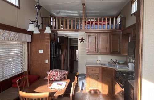 McKean RV Rental | Available in Erie, PA for the week of the Eclipse on April 8th, 2024