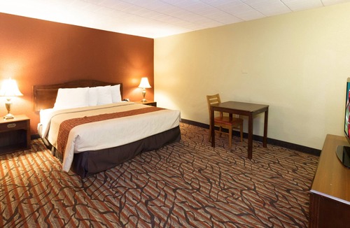 Reisterstown Station Hotel | B'more Inn