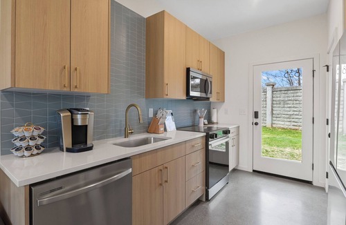 Knoxville House | Back 2 The Future! - 4 Min. from Downtown Knox