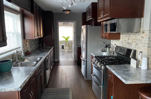 Reynolds Corners House | Bancroft Guest House