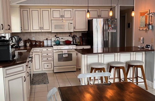 Point Pleasant - Toms River House | Barnegat Light Beauty, Steps from the Beach, Gracious & Comfortable Family Space
