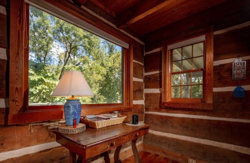 Luray Cabin | Bass Reeves Cabin RPC