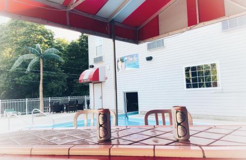 Put-in-Bay Resort | Bay Lodging Resort