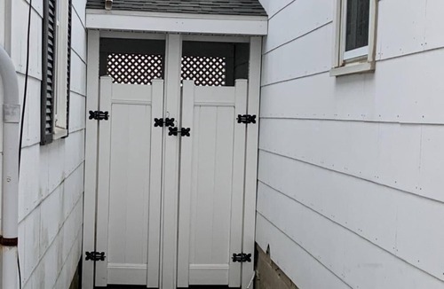 North Wildwood House | Bay Side Adorable 2 BR 1 Bath cottage