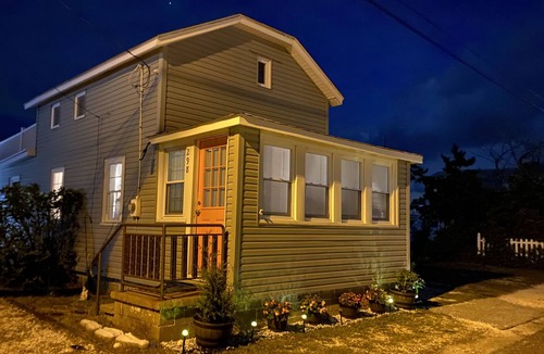 Fortescue Cottage | Bay View Cottage with views of the Delaware Bay.