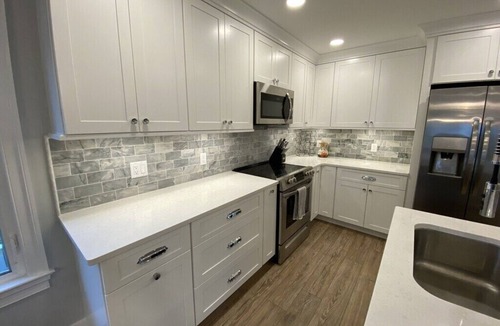 Heron Harbour Isle House | Bayfront, Sleeps 10, Boat Slip, 3 BR/2.5 BATH, Main Pool Open After Labor Day