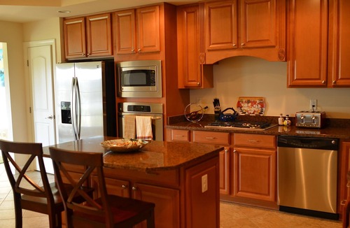 The Commons Villa | Bayside - Beach/Golf 4BR/3.5B+Enclosed Loft/Game Room - Backs to Private Pond