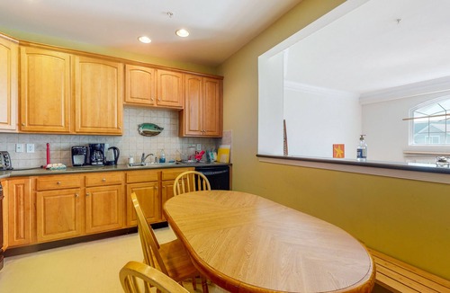 Ocean View House | Bayside Bethany Lakes townhouse w/pools, gym, free WiFi, and tennis