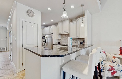 The Commons House | Bayside Resort townhouse w/golf on-site, gym, and shared sauna