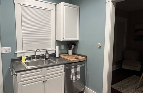 Erie House | Bayview Home in Heart of Downtown