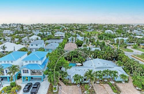 Holmes Beach House | Beach Bliss