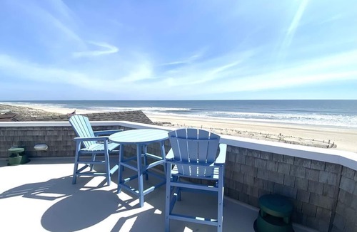 Surf City House | Beach Front Luxury Vacation Rental on LBI