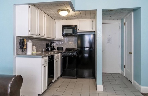 Brigantine House | Beach Vacation! 3 Spacious Units w/Kitchen, Free Parking, Bar, Pool!