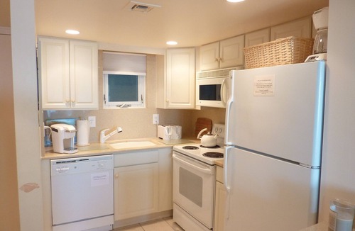 South Rehoboth Condo | Beachfront, Oceanfront, Rehoboth Beach, DE on the Boardwalk