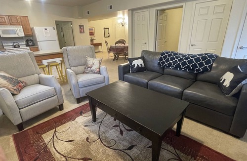 Mercersburg House | Bear Lodge, Slopeside Condo