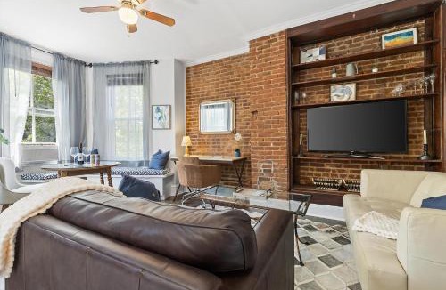 Dupont Circle Apartment | Beautiful 1-BR Flat Nestled Between Dupont & Logan