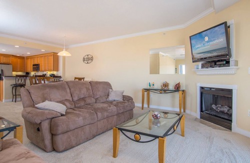 Ocean City Condo | Beautiful 3 bedroom condo conveniently located on 21st street