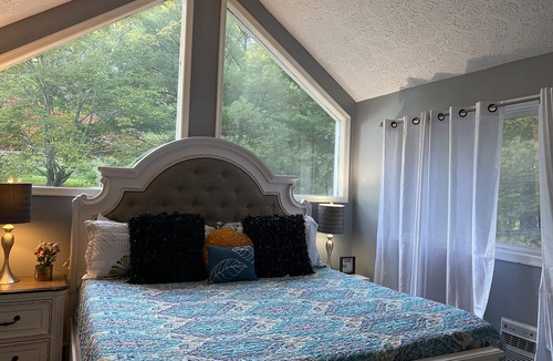 Bushkill House | Beautiful 4BR House 2 & half baths W Game room/Wifi & Fireplace