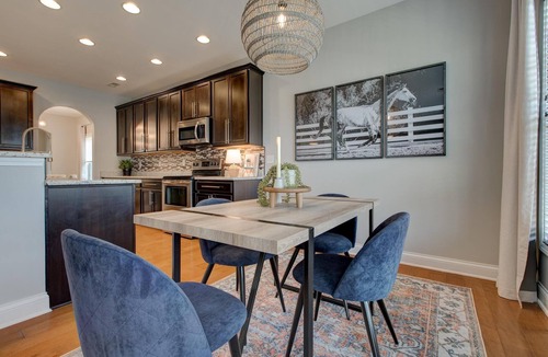 Georgetown House | Beautiful 5 bedroom 2.5 bathroom Georgetown pet friendly house