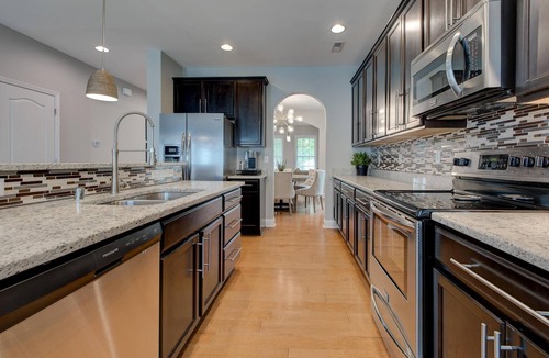 Georgetown House | Beautiful 5 bedroom 2.5 bathroom Georgetown pet friendly house