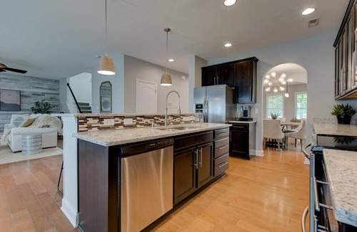 Georgetown House | Beautiful 5 bedroom 2.5 bathroom Georgetown pet friendly house