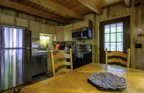 Lackawaxen House | Beautiful cabin in the woods