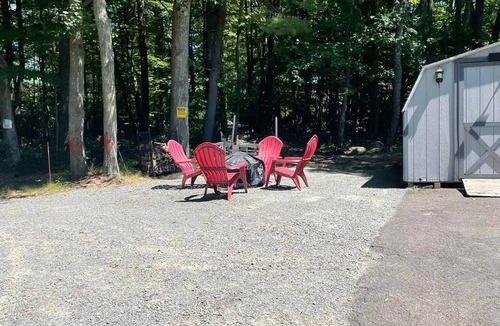 Mamakating Park Historic District Ski Chalet | Beautiful Chalet with Private Lake Spot Near Popular Resorts - Wurtsboro NY!