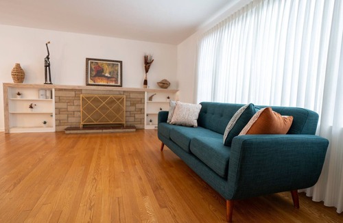 Erie House | Beautiful home centrally located in Erie, PA
