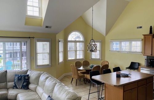 North End Condo | Beautiful house! Amazing location on Wesley! One block to beach and boards!