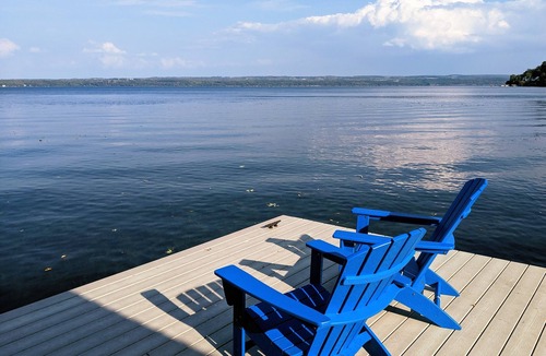 Town of Torrey House | Beautiful house on the lake