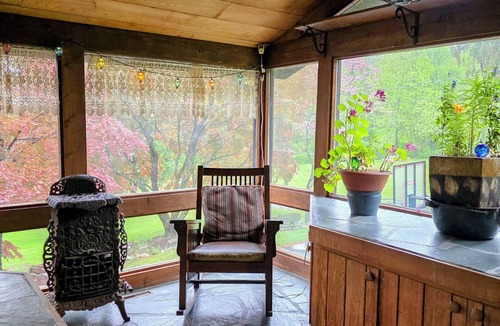 Pine Bush House | Beautiful Private Stone Home in the Hudson Valley