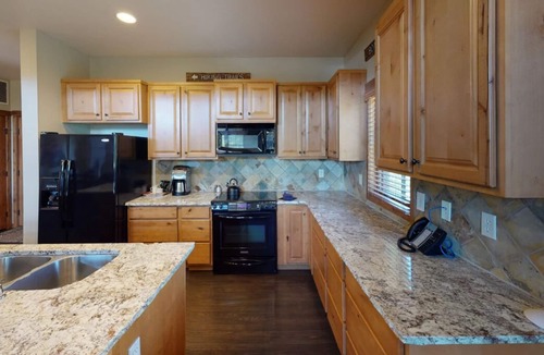 Tamarack Resort House | Beautiful Townhome|Private Hot Tub, Wood Fireplace