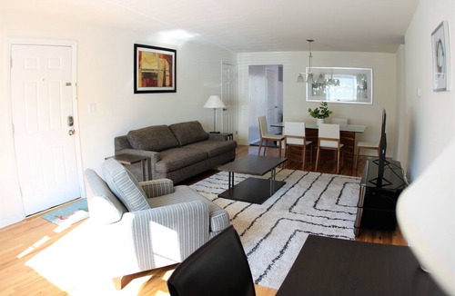 Bridgewater Apartment | Beautiful Fully Furnished 2-Bedroom Apartment in Bridgewater