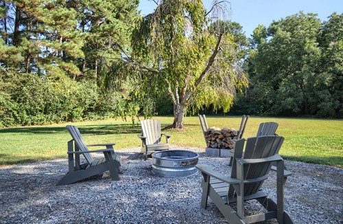 Schley Cottage | Bee Humble Cottage w/in 20mins to Public Beaches