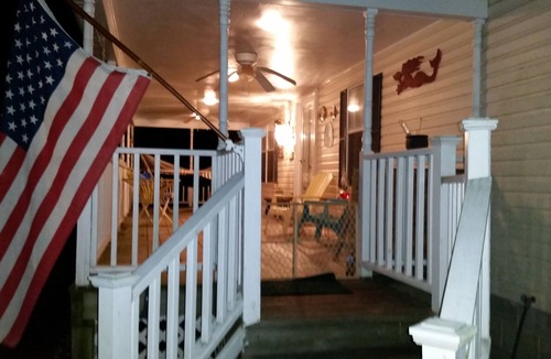 Ocean View House | Bethany's Hidden Treasure and Hide Away 4Br that Sleeps 12 w/Game Room in Garage