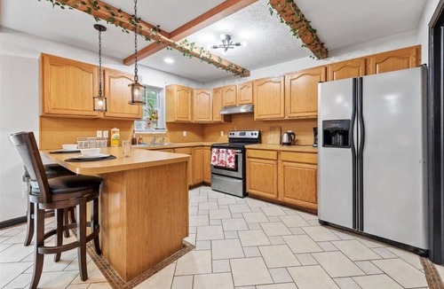 Long Pond House | Big House Pocono w/outdoor spa, Sauna, game room, BBQ, by Kalahari & Camelback