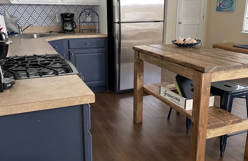 North End House | Block Party weekend NOW available.
