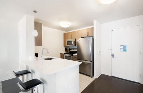 The Waterfront Apartment | Bluebird Suites in Jersey City