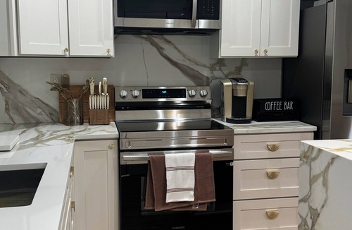West Baltimore House | B’more local. 3-bedroom house in charming Baltimore