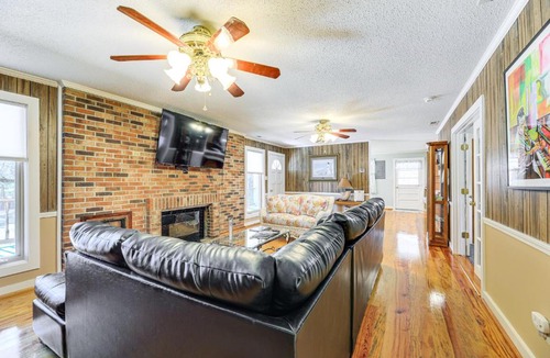 Oriental Apartment | Boat Dock and Ramp Canal-Front Home!