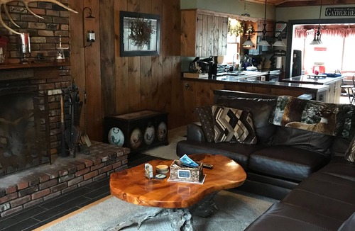 Greentown House | Bob's Big Woods Bungalow - 3 Bedrooms-3 Bath - A/c and Wif