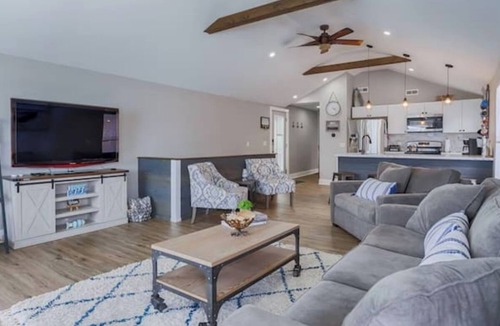 Seneca Falls House | Bo’s Place
