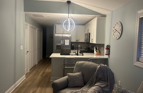 North Wildwood Condo | Brand new condo in North Wildwood-close to restaurants/bars!